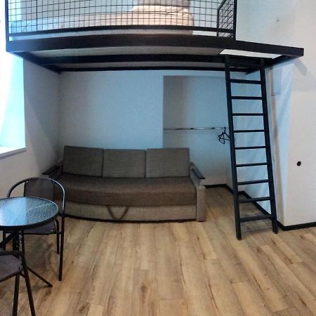 Kulisha 4 Apartments Near The Opera Львов Экстерьер фото